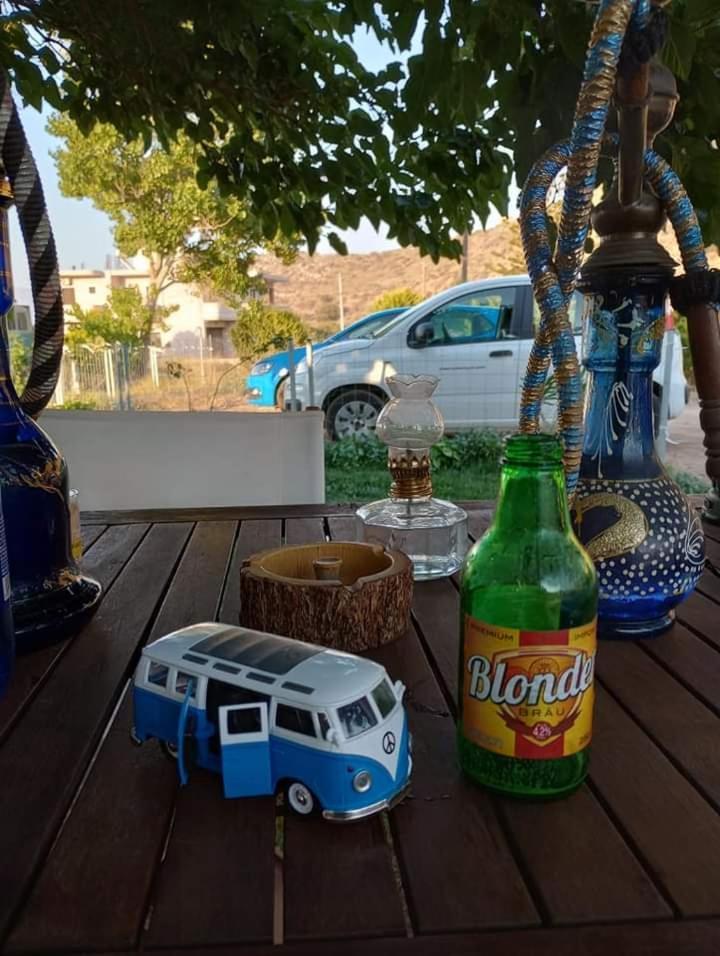 Cornelia Hippie Magic Bus Villa Kíssamos Екстериор снимка