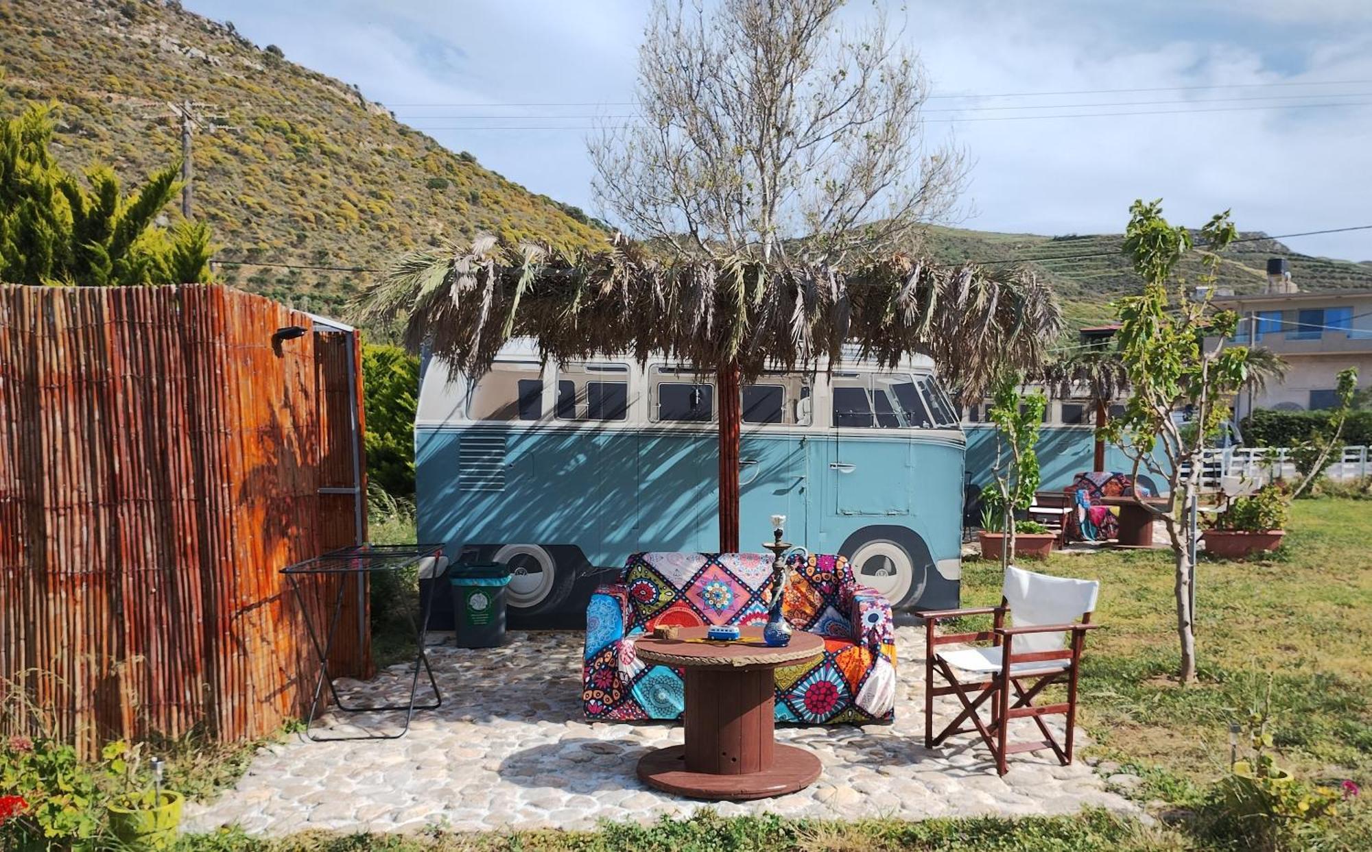 Cornelia Hippie Magic Bus Villa Kíssamos Екстериор снимка